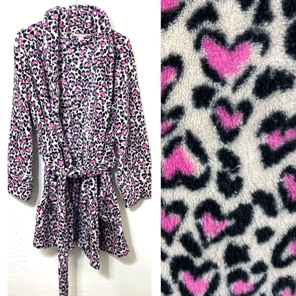Victoria’s Secret Plush Pink Heart Print Short Bath Robe size XS/S